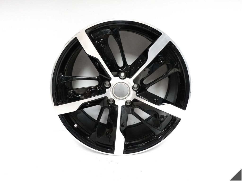 PORSCHE TAYCAN 9J1 EXCLUSIVE DESIGN FELGA PRAWA PRZÓD 9,5Jx21 ET60 041