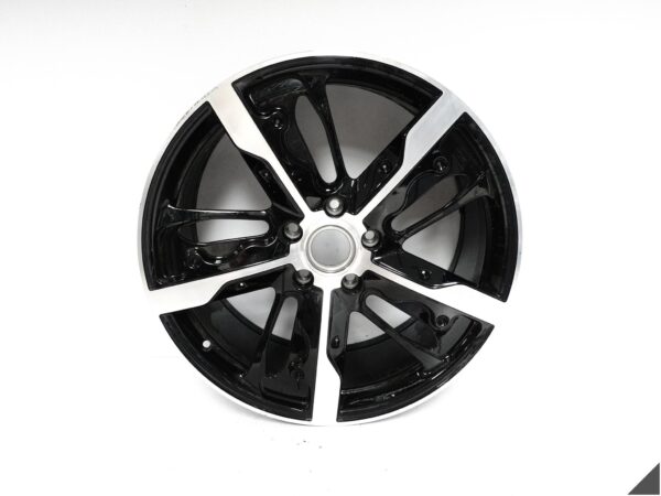 PORSCHE TAYCAN 9J1 EXCLUSIVE DESIGN FELGA PRAWA PRZÓD 9,5Jx21 ET60 041