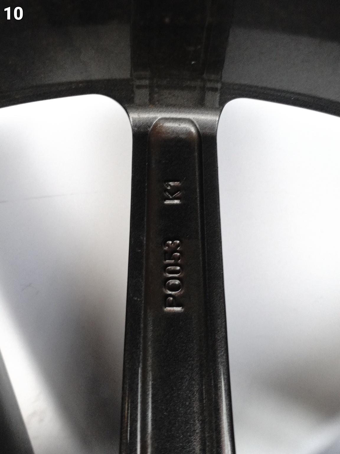 PORSCHE 911 992 CARRERA CLASSIC 3 FELGA ALUFELGA 11,5Jx21H2 ET67 5×130 OC6 PORSCHE 911 992 CARRERA CLASSIC 3 FELGA ALUFELGA 11,5Jx21H2 ET67 5x130 OC6 - obrazek 11