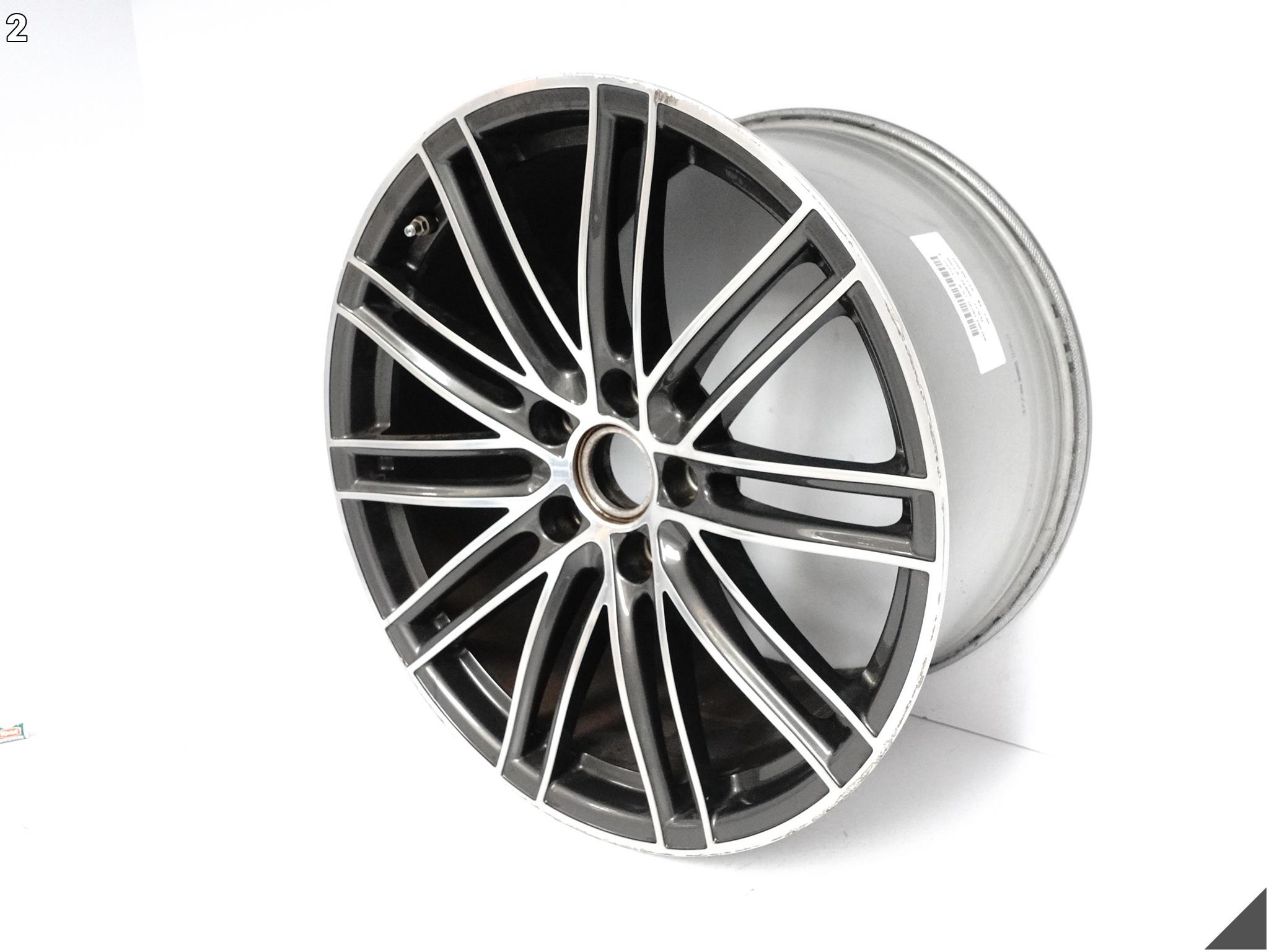 PORSCHE 911 991 TURBO IV 4 FELGA ALUFELGA 11,5Jx20 ET56 5×130 OC6 PORSCHE 911 991 TURBO IV 4 FELGA ALUFELGA 11,5Jx20 ET56 5x130 OC6 - obrazek 3