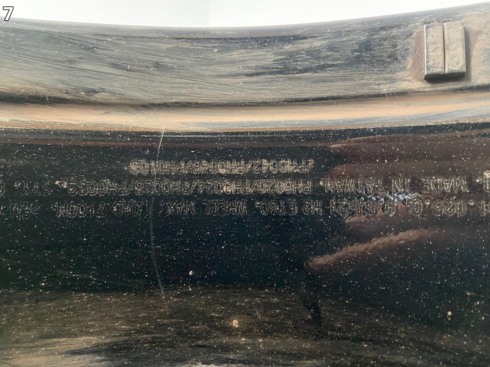 PORSCHE TAYCAN 9J1 EXCLUSIVE DESIGN FELGA LEWA PRZÓD 9,5Jx21 ET60 5×130 041 PORSCHE TAYCAN 9J1 EXCLUSIVE DESIGN FELGA LEWA PRZÓD 9,5Jx21 ET60 5x130 041 - obrazek 8