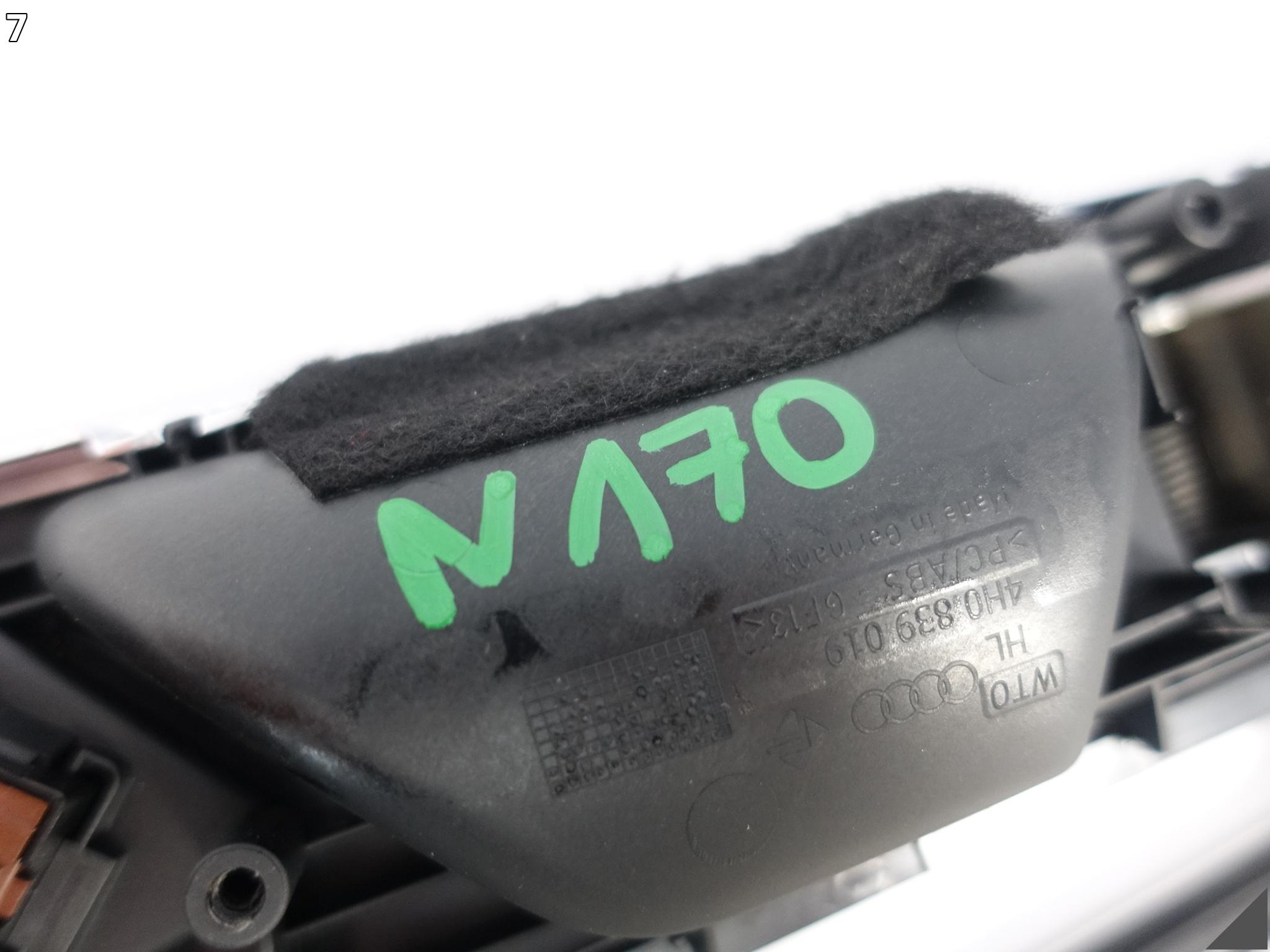 AUDI S8 A8 4H0 D4 13-17 LIFT LISTWA DEKOR DRZWI LEWA TYŁ KLAMKA GN6 AUDI S8 A8 4H0 D4 13-17 LIFT LISTWA DEKOR DRZWI LEWA TYŁ KLAMKA GN6 - obrazek 8
