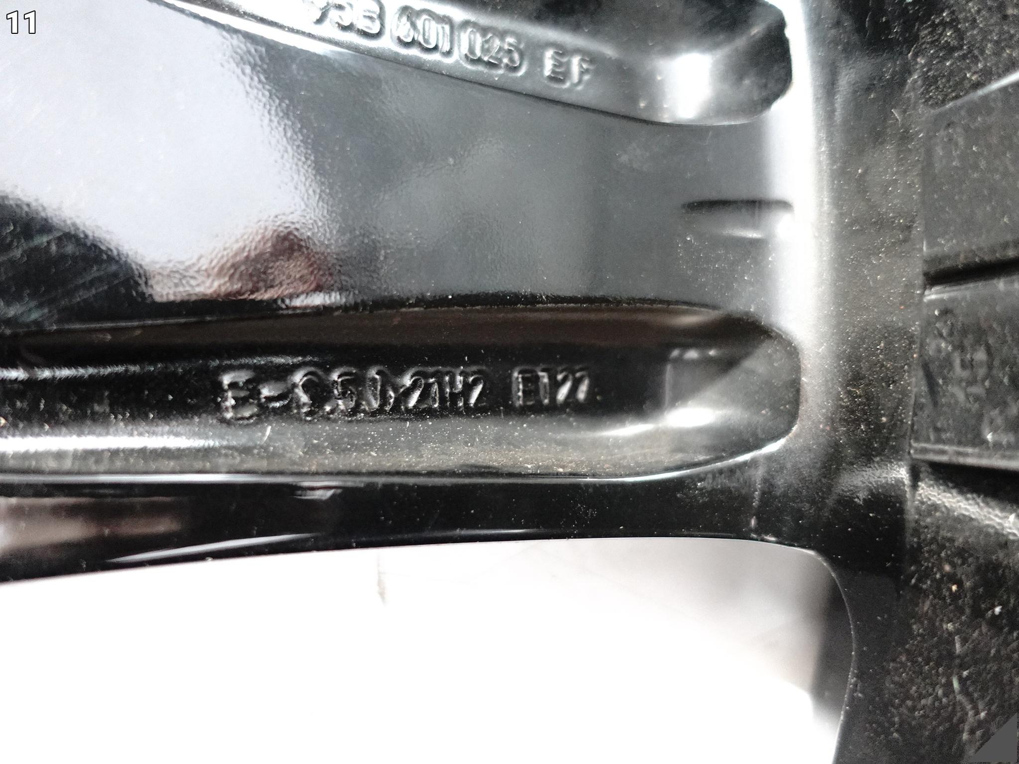 PORSCHE MACAN 95B SPORT CLASSIC II FELGA ALUFELGA 9,5Jx21 ET27 5×112 041 PORSCHE MACAN 95B SPORT CLASSIC II FELGA ALUFELGA 9,5Jx21 ET27 5x112 041 - obrazek 12
