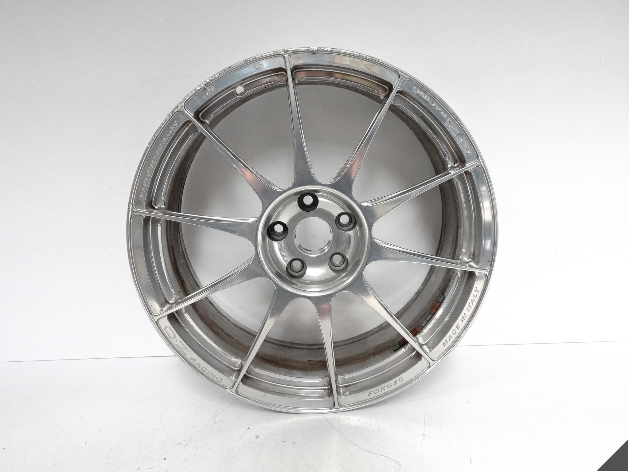 OZ RACING ATELIER FORGED SUPERFORGIATA FELGA ALUFELGA 8,5Jx20 ET37 5×112 OZ RACING ATELIER FORGED SUPERFORGIATA FELGA ALUFELGA 8,5Jx20 ET37 5x112
