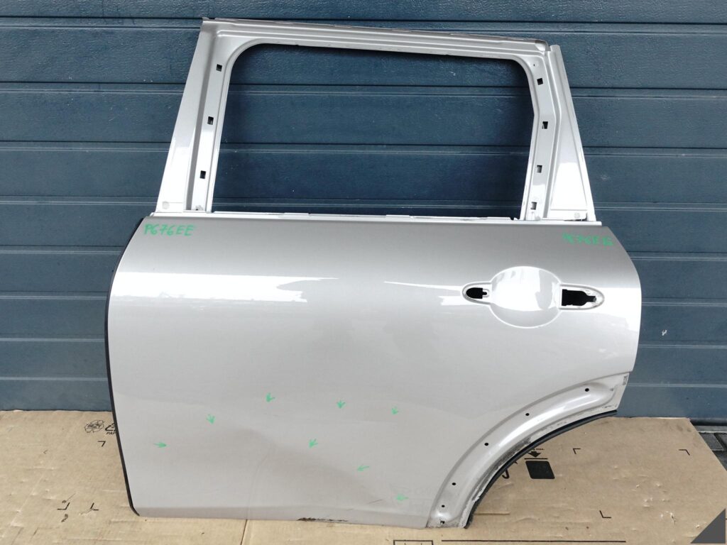MINI CLUBMAN F54 II (2 GENERACJA) LIFT LCI 15-24 DRZWI DOOR LEWE TYŁ MINI CLUBMAN F54 II (2 GENERACJA) LIFT LCI 15-24 DRZWI DOOR LEWE TYŁ