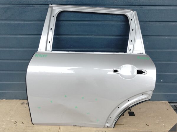 MINI CLUBMAN F54 II (2 GENERACJA) LIFT LCI 15-24 DRZWI DOOR LEWE TYŁ