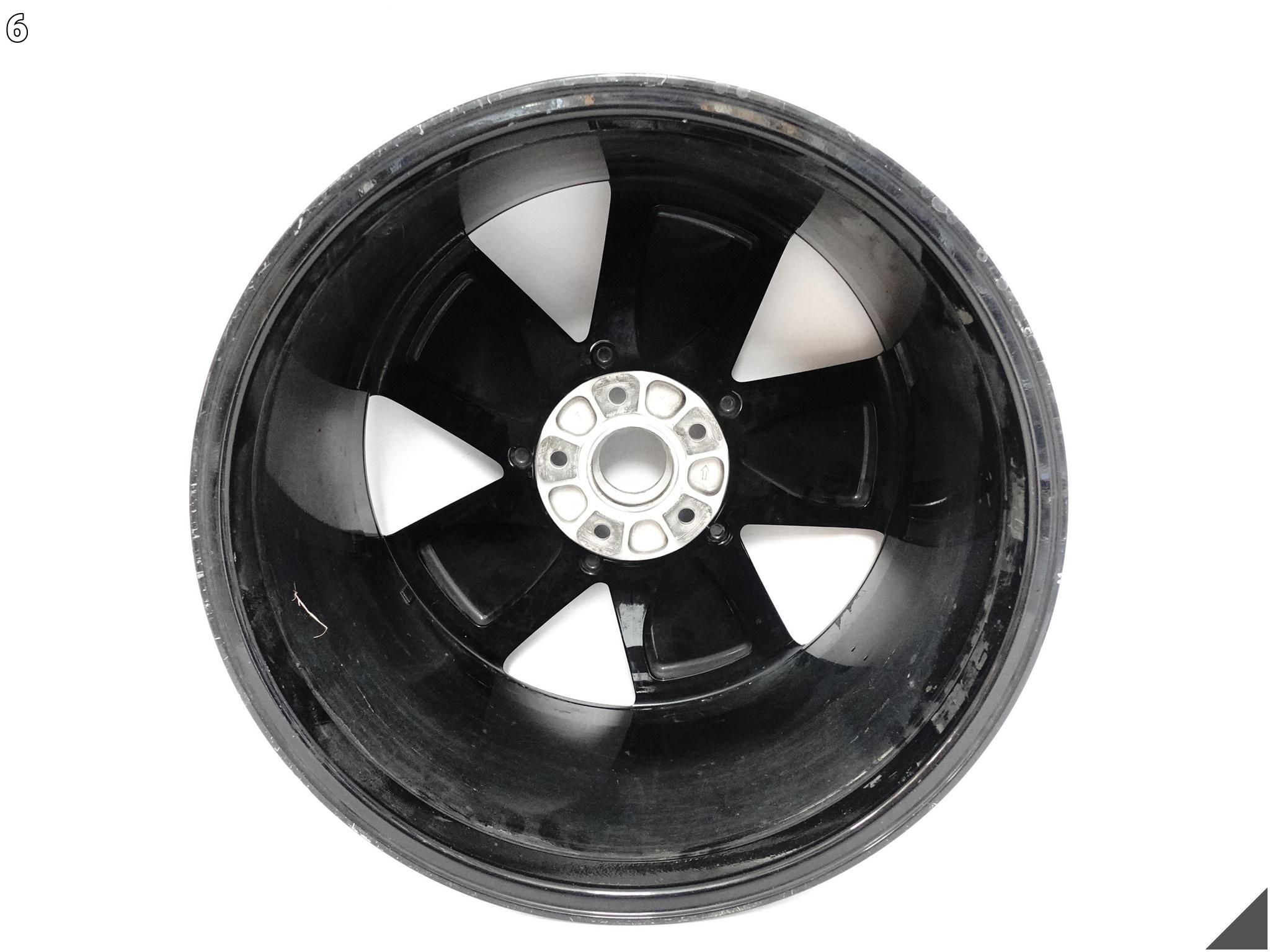 PORSCHE TAYCAN 9J1 EXCLUSIVE DESIGN FELGA PRAWA TYŁ 11,5Jx21 ET66 5×130 C9X PORSCHE TAYCAN 9J1 EXCLUSIVE DESIGN FELGA PRAWA TYŁ 11,5Jx21 ET66 5x130 C9X - obrazek 7