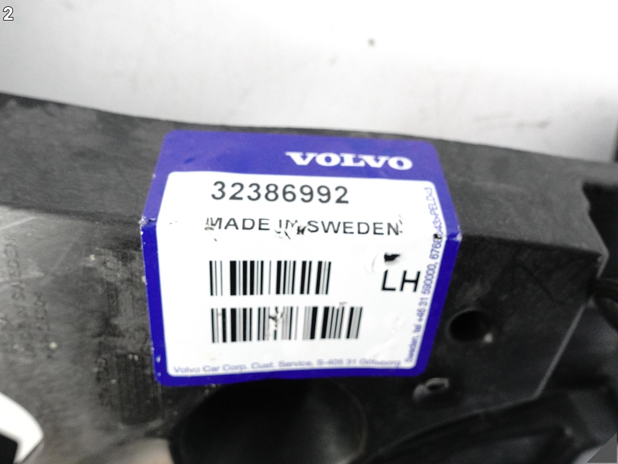 VOLVO XC40 EX40 C40 RECHARGE 17- ŚLIZG UCHWYT MOCOWANIE W ZDERZAK LEWY TYŁ VOLVO XC40 EX40 C40 RECHARGE 17- ŚLIZG UCHWYT MOCOWANIE W ZDERZAK LEWY TYŁ - obrazek 3