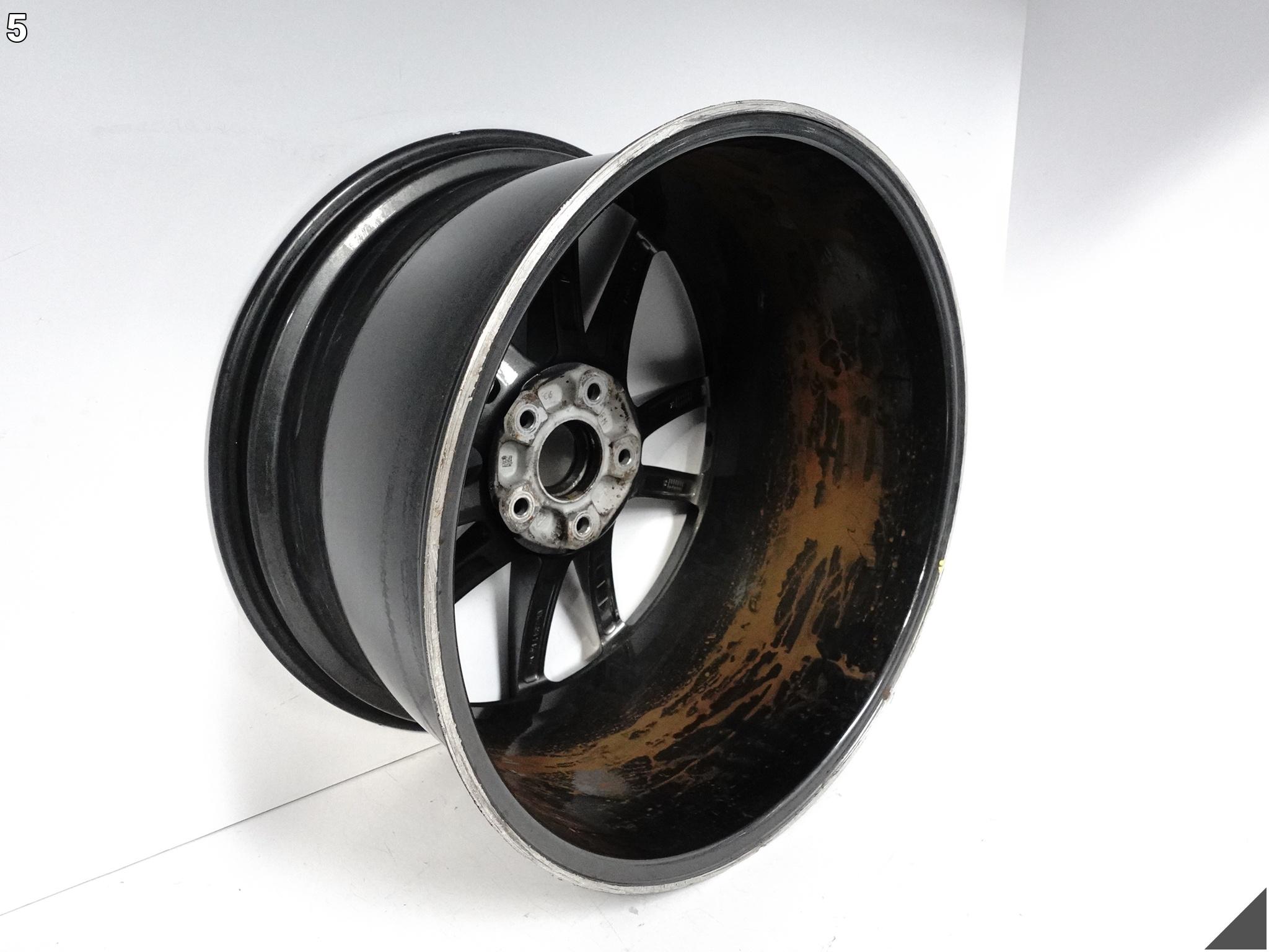 PORSCHE 911 992 CARRERA CLASSIC 3 FELGA ALUFELGA 11,5Jx21H2 ET67 5×130 OC6 PORSCHE 911 992 CARRERA CLASSIC 3 FELGA ALUFELGA 11,5Jx21H2 ET67 5x130 OC6 - obrazek 6