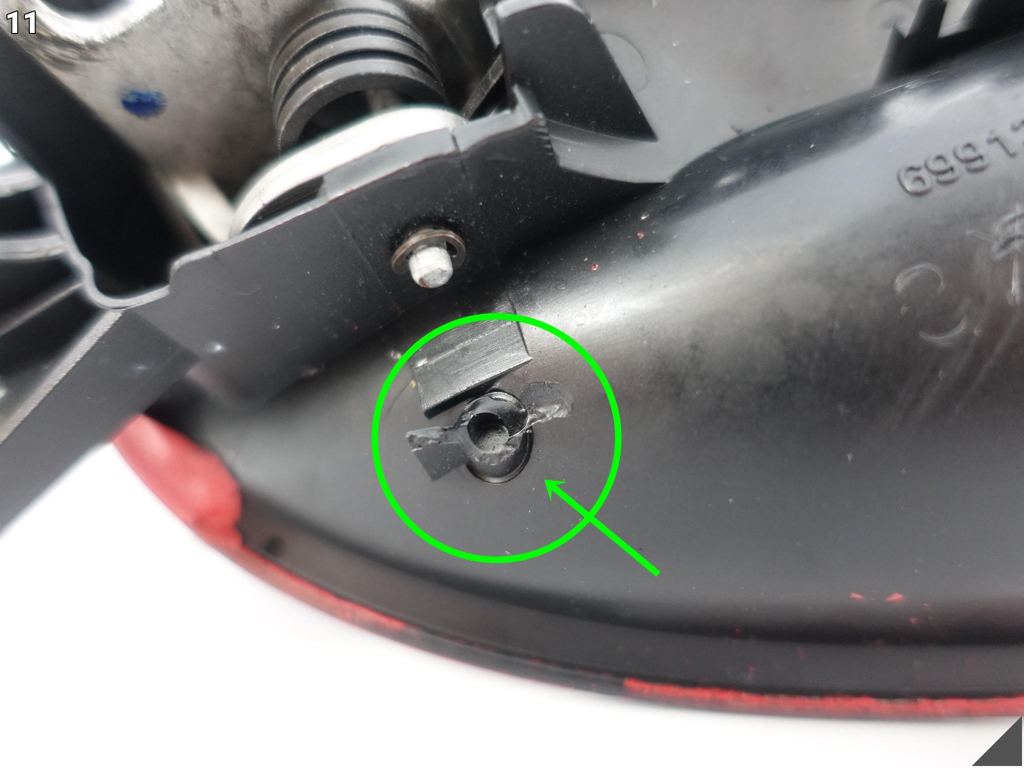 MASERATI GRANTURISMO M145 07-19 KLAMKA WEWNĘTRZA TAPICERKA DRZWI LEWA PRZÓD MASERATI GRANTURISMO M145 07-19 KLAMKA WEWNĘTRZA TAPICERKA DRZWI LEWA PRZÓD - obrazek 12