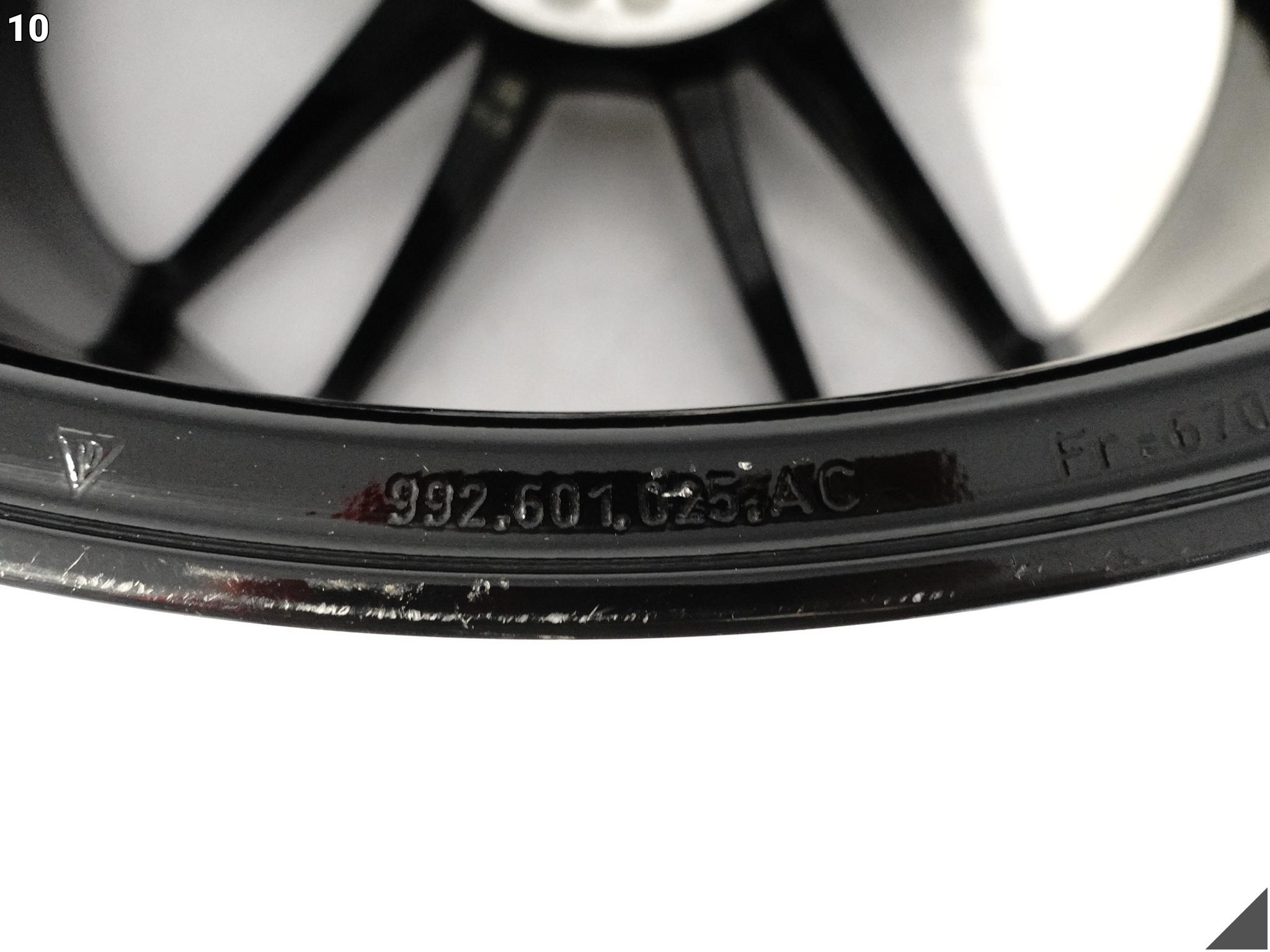 PORSCHE 911 992 TURBO S SPORT IV 4 FELGA ALUFELGA 11Jx21H2-N ET66 QO1 PORSCHE 911 992 TURBO S SPORT IV 4 FELGA ALUFELGA 11Jx21H2-N ET66 QO1 - obrazek 11