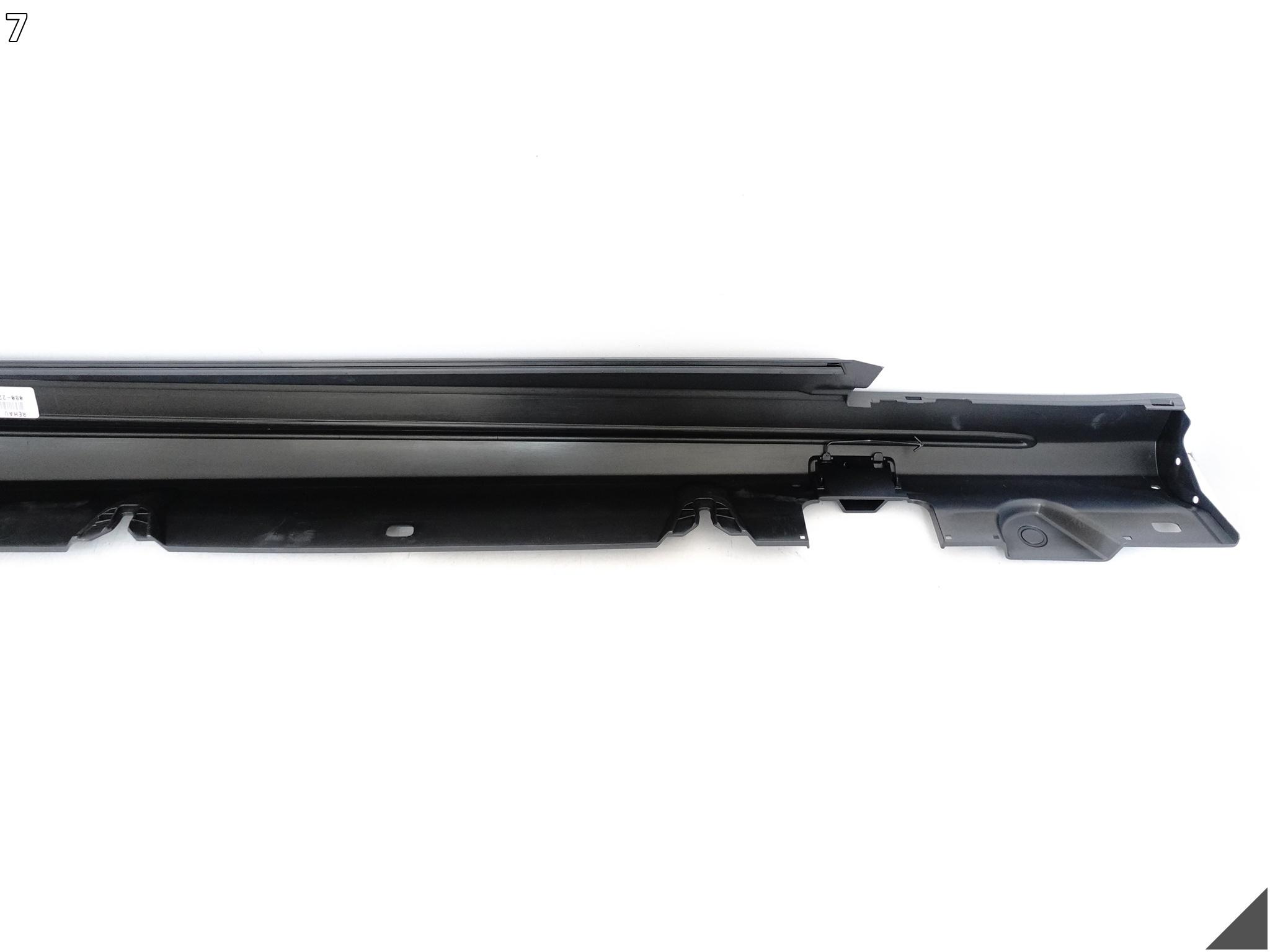 MERCEDES C-KLASA W205 S205 AMG LIFT 14-21 LISTWA PROGOWA PRÓG NAKŁADKA LEWY MERCEDES C-KLASA W205 S205 AMG LIFT 14-21 LISTWA PROGOWA PRÓG NAKŁADKA LEWY - obrazek 8