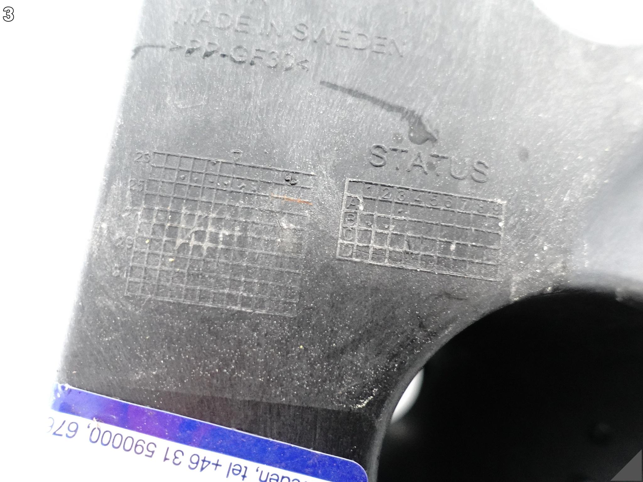 VOLVO XC40 EX40 C40 RECHARGE 17- ŚLIZG UCHWYT MOCOWANIE W ZDERZAK PRAWY TYŁ VOLVO XC40 EX40 C40 RECHARGE 17- ŚLIZG UCHWYT MOCOWANIE W ZDERZAK PRAWY TYŁ - obrazek 4