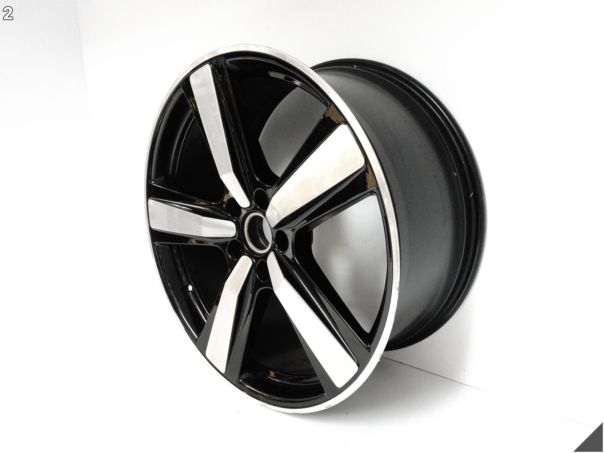 PORSCHE CAYENNE 9Y0 E3 EXCLUSIVE DESIGN SPORT FELGA 10Jx22 ET48 5×130 QO1 PORSCHE CAYENNE 9Y0 E3 EXCLUSIVE DESIGN SPORT FELGA 10Jx22 ET48 5x130 QO1 - obrazek 3