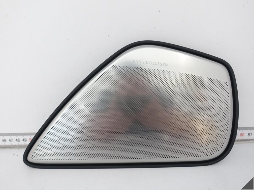 AUDI S8 A8 4H0 D4 09-17 LIFT OSŁONA GŁOŚNIKA LEWA TYŁ BANG & OLUFSEN 6PS