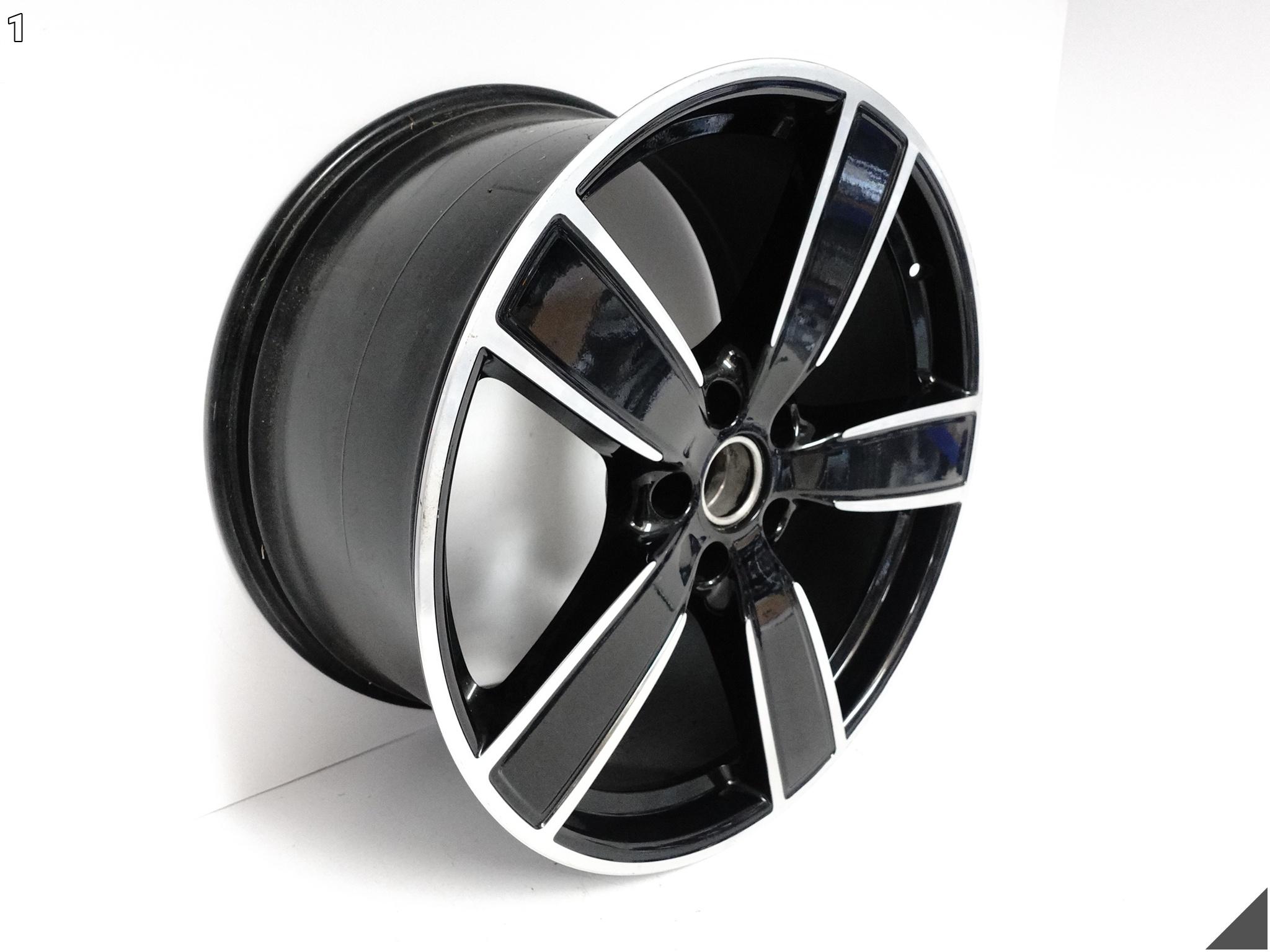 PORSCHE CAYENNE 9Y0 E3 SPORT CLASSIC FELGA ALUFELGA 11,5Jx22 ET61 5×130 041 PORSCHE CAYENNE 9Y0 E3 SPORT CLASSIC FELGA ALUFELGA 11,5Jx22 ET61 5x130 041 - obrazek 2