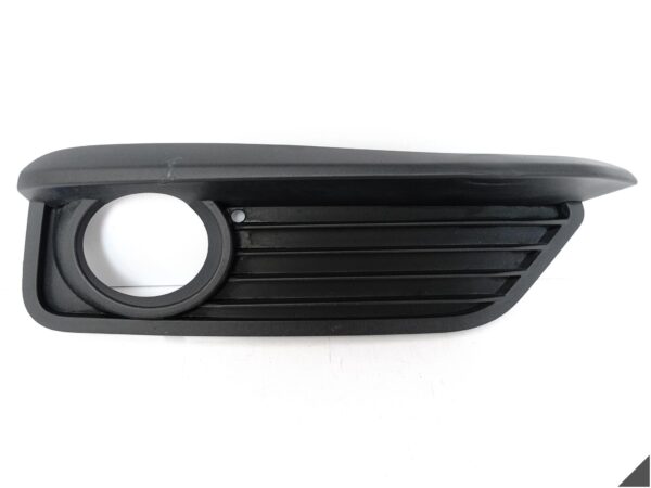 BMW 1 F20 F21 ZWYKŁY LCI LIFT 15-19 ZDERZAK KRATKA ZAŚLEPKA PRAWA PRZÓD BMW 1 F20 F21 ZWYKŁY LCI LIFT 15-19 ZDERZAK KRATKA ZAŚLEPKA PRAWA PRZÓD