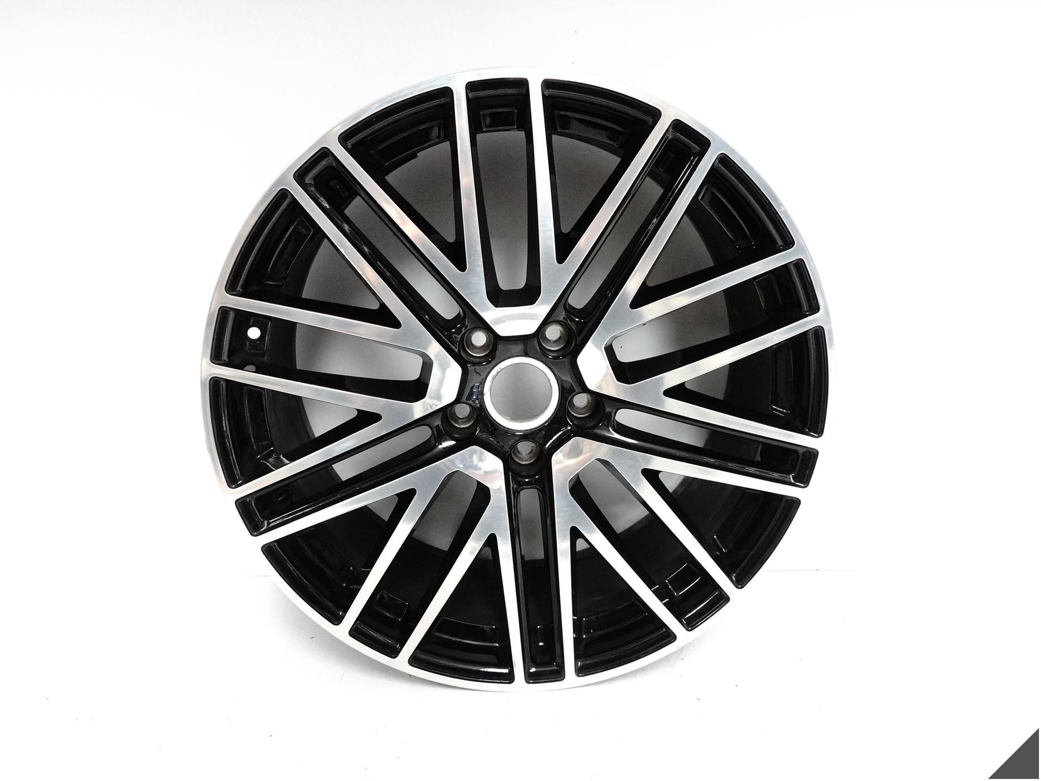 PORSCHE CAYENNE 9Y0 E3 TURBO DESIGN FELGA ALUFELGA 10Jx22 ET48 5×130 QO1 PORSCHE CAYENNE 9Y0 E3 TURBO DESIGN FELGA ALUFELGA 10Jx22 ET48 5x130 QO1