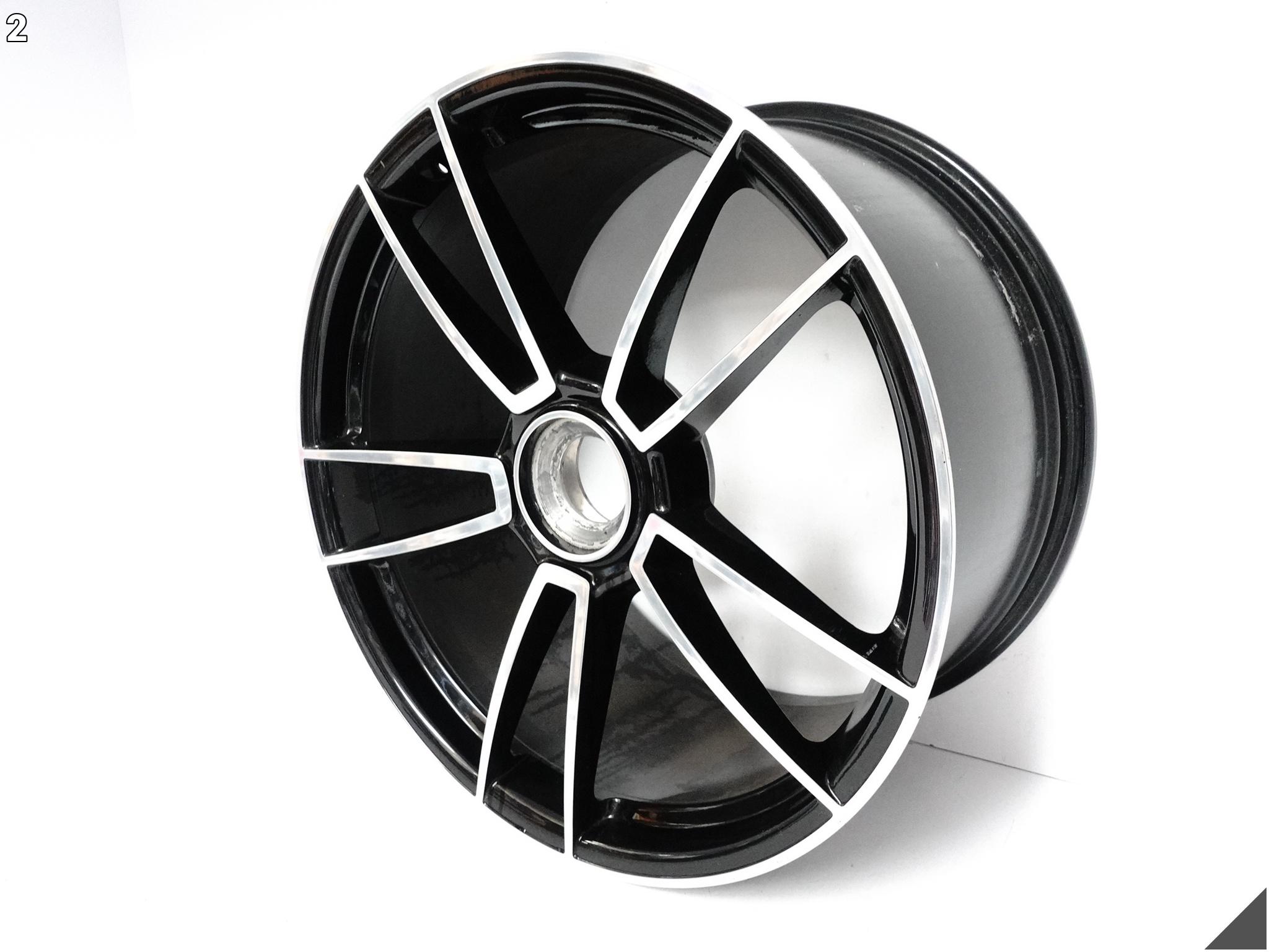 PORSCHE 911 992 TURBO SPORT IV 4 FELGA ALUFELGA 11,5Jx21H2-N ET67 QO1 PORSCHE 911 992 TURBO SPORT IV 4 FELGA ALUFELGA 11,5Jx21H2-N ET67 QO1 - obrazek 3