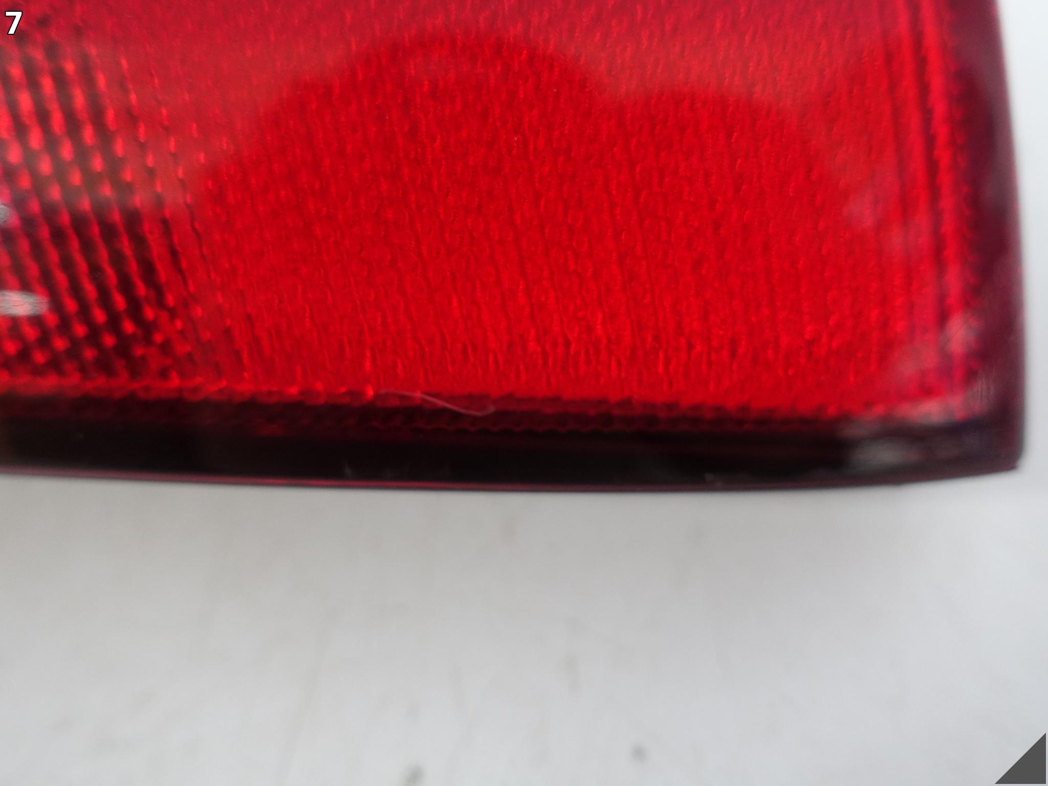 MASERATI GRANTURISMO M145 07-19 LAMPA W KLAPĘ BAGAŻNIKA PRAWA TYŁ 231568 MASERATI GRANTURISMO M145 07-19 LAMPA W KLAPĘ BAGAŻNIKA PRAWA TYŁ 231568 - obrazek 8