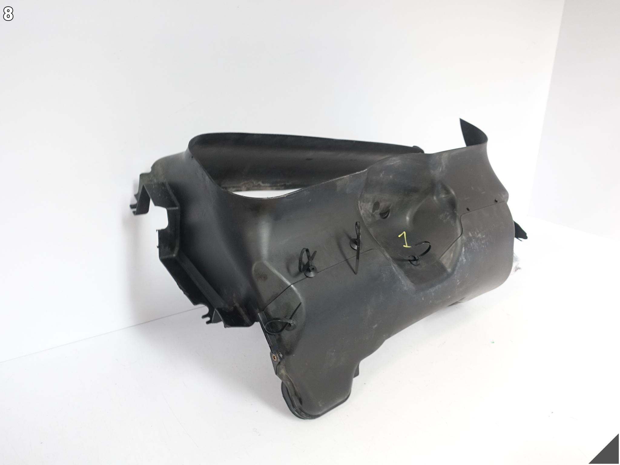 MASERATI GRANTURISMO M145 07-19 WLOT KIEROWNICA POWIETRZA CHŁODNICY PRZÓD MASERATI GRANTURISMO M145 07-19 WLOT KIEROWNICA POWIETRZA CHŁODNICY PRZÓD - obrazek 9