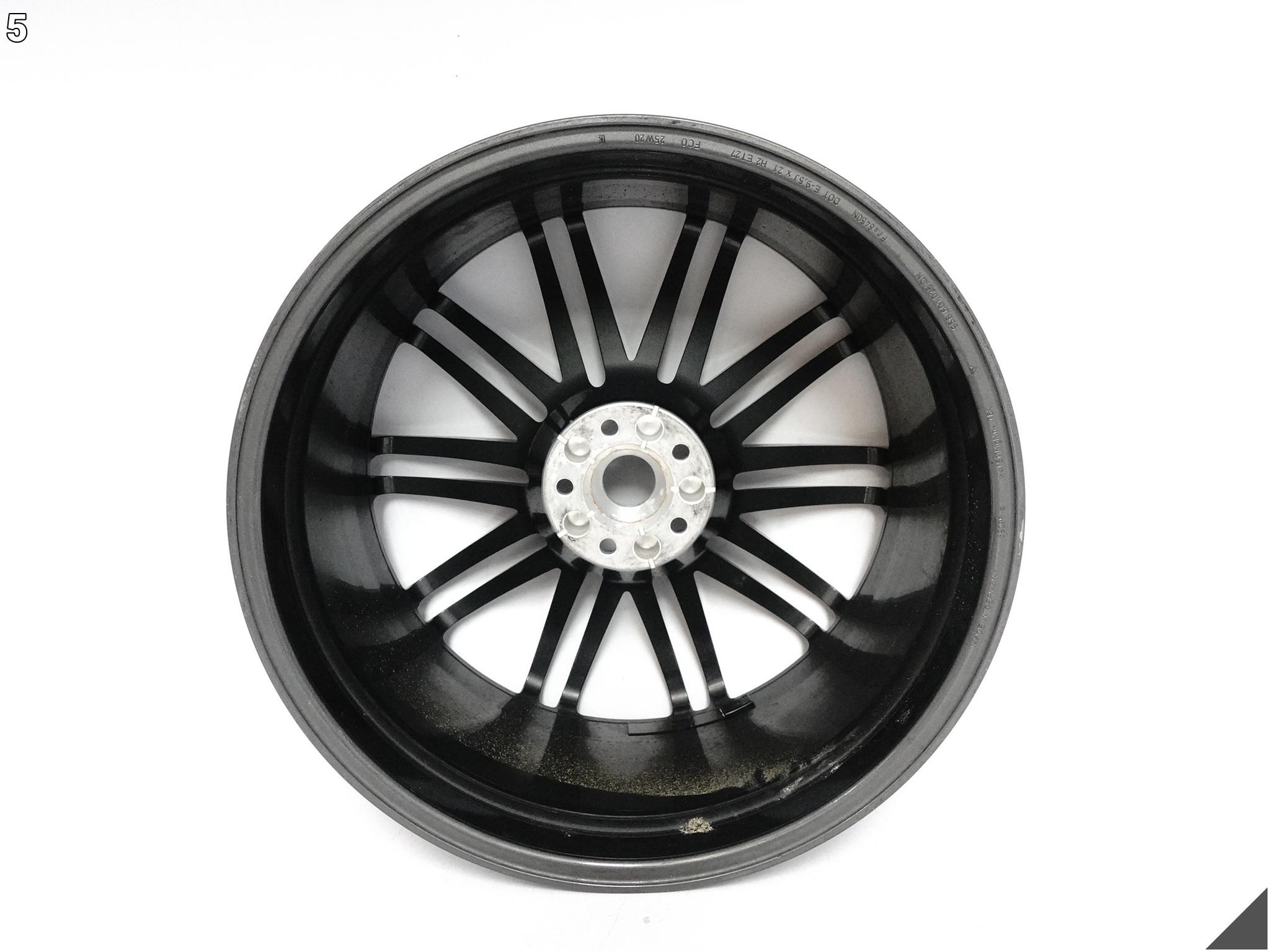 PORSCHE MACAN TURBO IV 95B 14-24 FELGA ALUFELGA 9,5JX21H2 ET27 5X112 OC6 PORSCHE MACAN TURBO IV 95B 14-24 FELGA ALUFELGA 9,5JX21H2 ET27 5X112 OC6 - obrazek 6