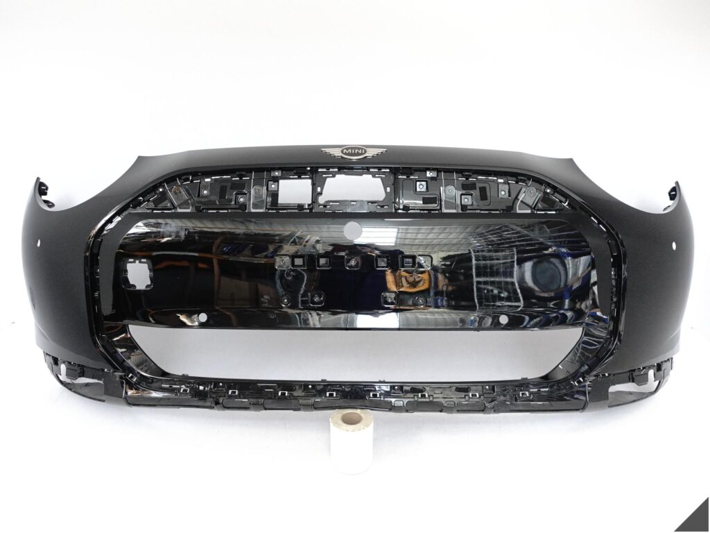 MINI COOPER J01 F65 F66 F67 (4 GENERACJA) 25- ZDERZAK BUMPER PRZÓD (6xPDC) MINI COOPER J01 F65 F66 F67 (4 GENERACJA) 25- ZDERZAK BUMPER PRZÓD (6xPDC)