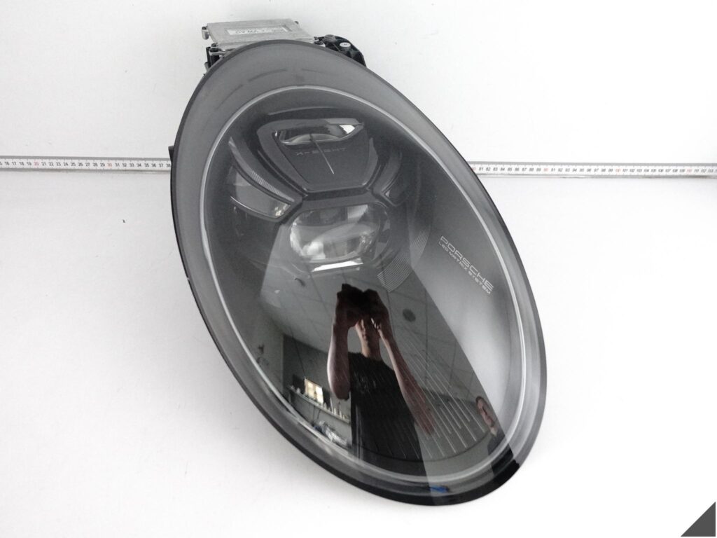 PORSCHE 911 992 GT3 9P5 21- LAMPA FULL LED MATRIX X-SIGHT PRAWA PRZÓD PORSCHE 911 992 GT3 9P5 21- LAMPA FULL LED MATRIX X-SIGHT PRAWA PRZÓD