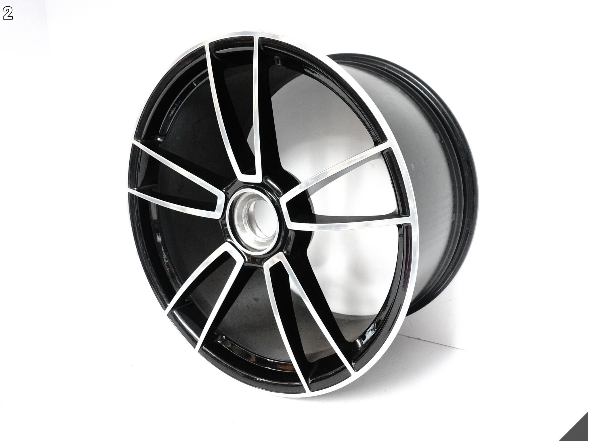 PORSCHE 911 992 TURBO SPORT IV 4 FELGA ALUFELGA 11,5Jx21H2-N ET67 QO1 PORSCHE 911 992 TURBO SPORT IV 4 FELGA ALUFELGA 11,5Jx21H2-N ET67 QO1 - obrazek 3