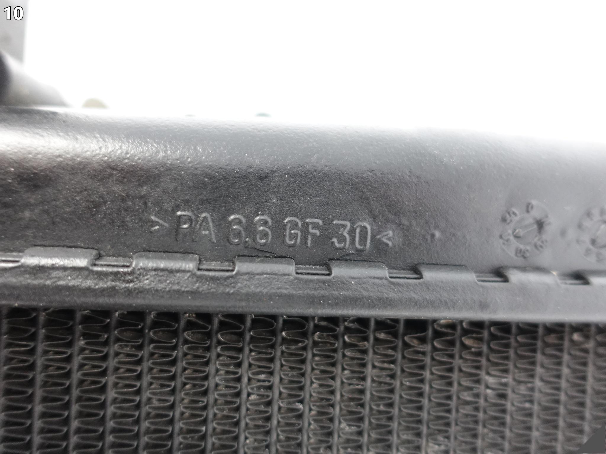 MASERATI GRANTURISMO M145 QUATTROPORTE M139 CHŁODNICA WODY 223561 MASERATI GRANTURISMO M145 QUATTROPORTE M139 CHŁODNICA WODY 223561 - obrazek 11