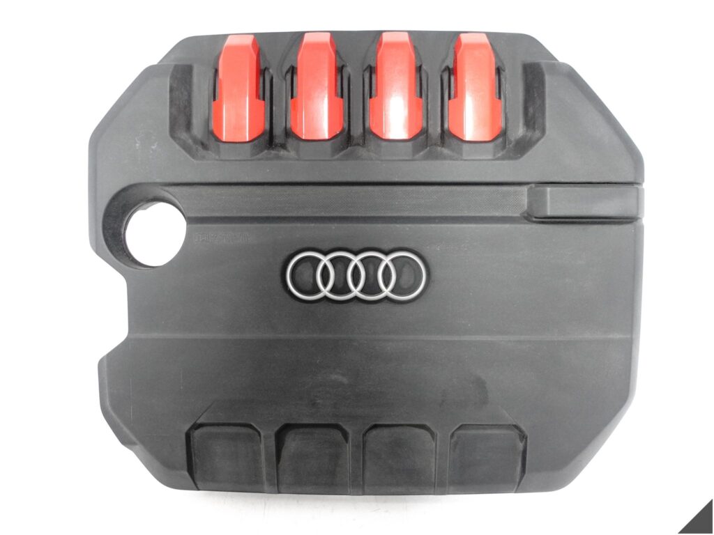 AUDI A3 S3 8Y0 Q2 81A OBUDOWA OSŁONA POKRYWA SILNIKA GÓRNA PRZÓD 2.0 TFSI AUDI A3 S3 8Y0 Q2 81A OBUDOWA OSŁONA POKRYWA SILNIKA GÓRNA PRZÓD 2.0 TFSI