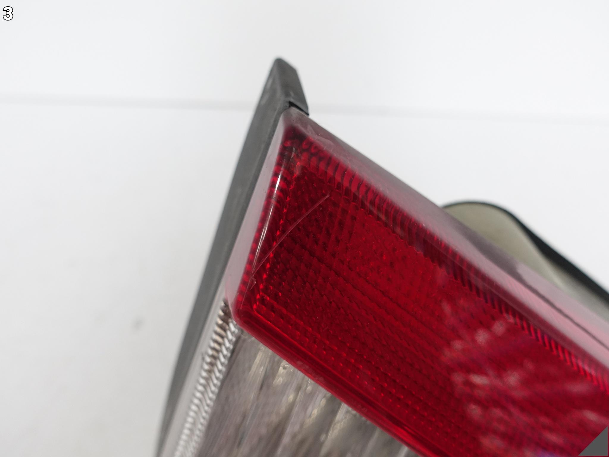 MASERATI GRANTURISMO M145 07-19 LAMPA W KLAPĘ BAGAŻNIKA LEWA TYŁ 231567 MASERATI GRANTURISMO M145 07-19 LAMPA W KLAPĘ BAGAŻNIKA LEWA TYŁ 231567 - obrazek 4