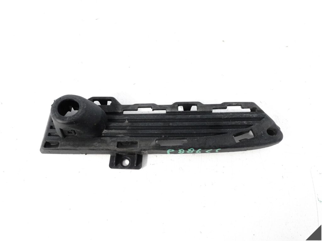 MINI F55 F56 F57 13-19 KRATKA ATRAPA LISTWA W ZDERZAK POD PDC LEWA PRÓD MINI F55 F56 F57 13-19 KRATKA ATRAPA LISTWA W ZDERZAK POD PDC LEWA PRÓD