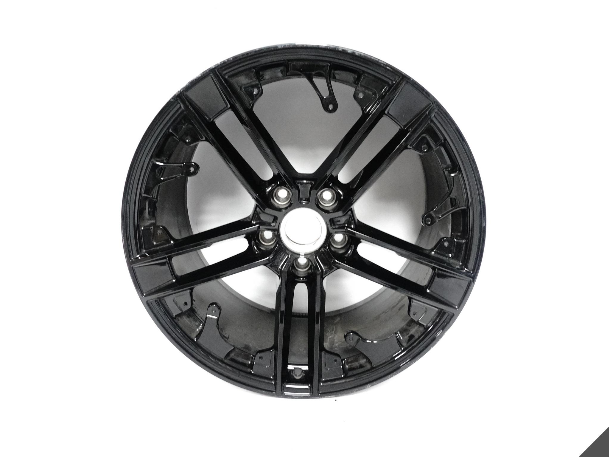 PORSCHE TAYCAN 9J1 EXCLUSIVE DESIGN FELGA TYŁ 11,5Jx21 ET66 5×130 O3G PORSCHE TAYCAN 9J1 EXCLUSIVE DESIGN FELGA TYŁ 11,5Jx21 ET66 5x130 O3G