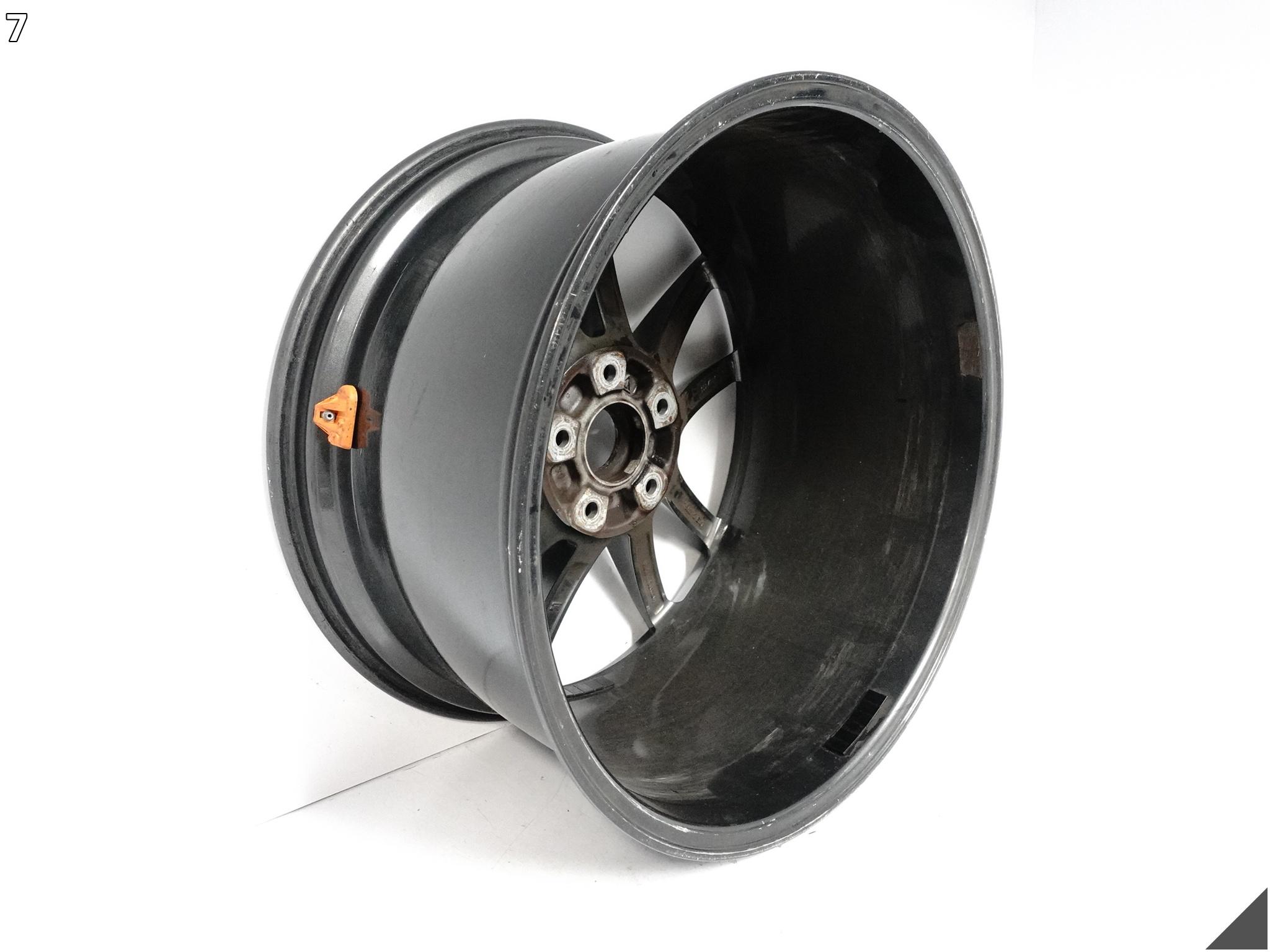 PORSCHE 911 992 CARRERA CLASSIC FELGA ALUFELGA 11,5Jx21 ET67 5×130 OC6 PORSCHE 911 992 CARRERA CLASSIC FELGA ALUFELGA 11,5Jx21 ET67 5x130 OC6 - obrazek 8
