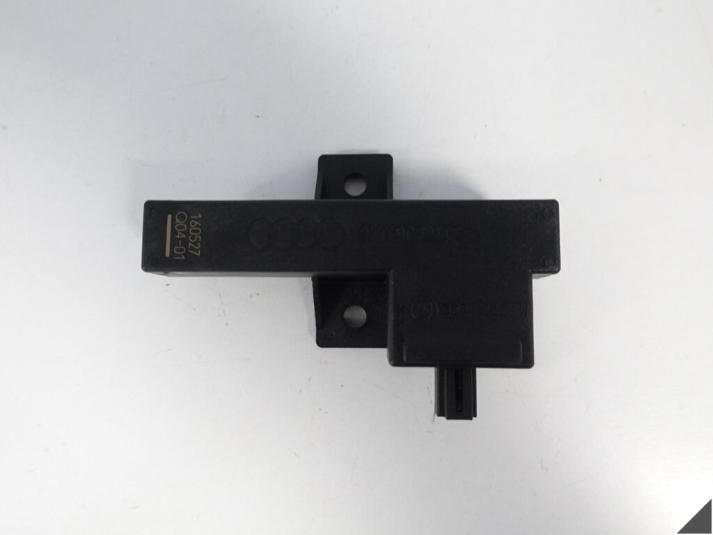 AUDI S8 A8 4H0 A7 4G8 A6 4G0 VW TOUAREG 7P6 MODUŁ ANTENA KESSY KEYLESS GO