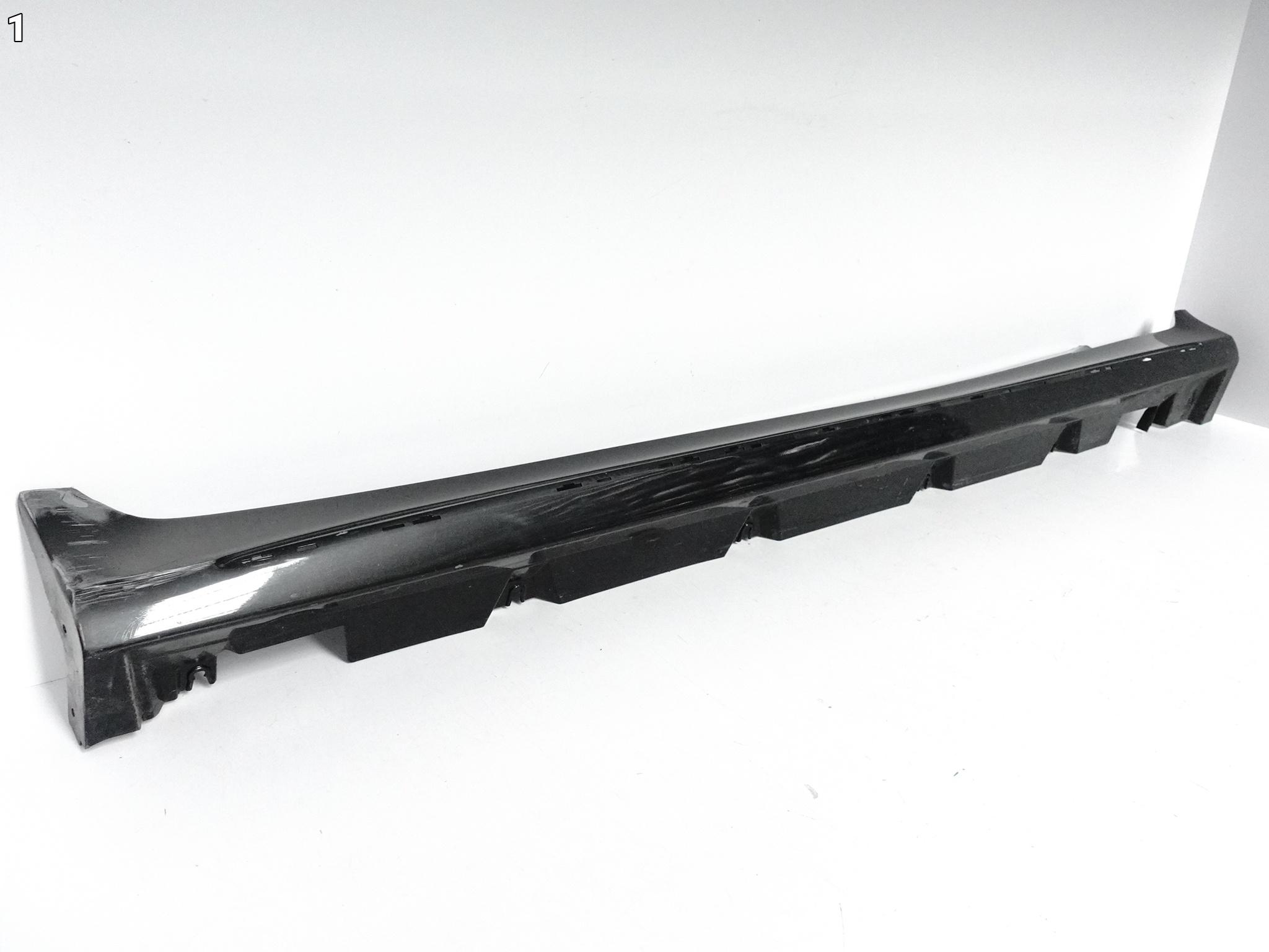 MERCEDES GLC X253 C253 GLC63 63 AMG 15-22 LIFT PRÓG NAKŁADKA LISTWA PRAWY MERCEDES GLC X253 C253 GLC63 63 AMG 15-22 LIFT PRÓG NAKŁADKA LISTWA PRAWY - obrazek 2