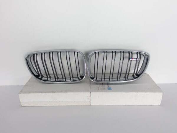 BMW M2 F87 16- GRILL ATRAPA KRATKI NERKI PRAWA + LEWA KOMPLET PRZÓD BMW M2 F87 16- GRILL ATRAPA KRATKI NERKI PRAWA + LEWA KOMPLET PRZÓD
