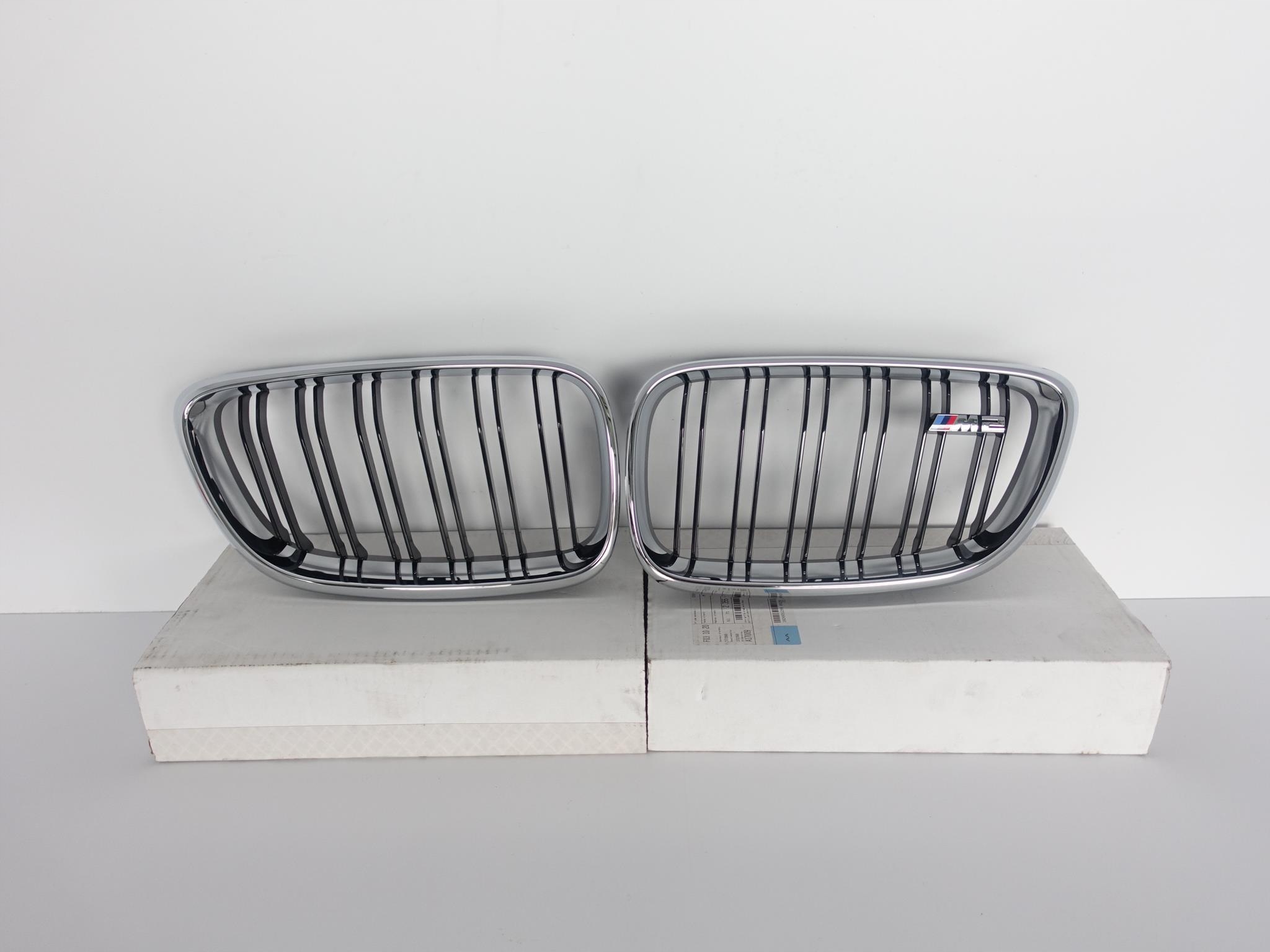 BMW M2 F87 16- GRILL ATRAPA KRATKI NERKI PRAWA + LEWA KOMPLET PRZÓD BMW M2 F87 16- GRILL ATRAPA KRATKI NERKI PRAWA + LEWA KOMPLET PRZÓD