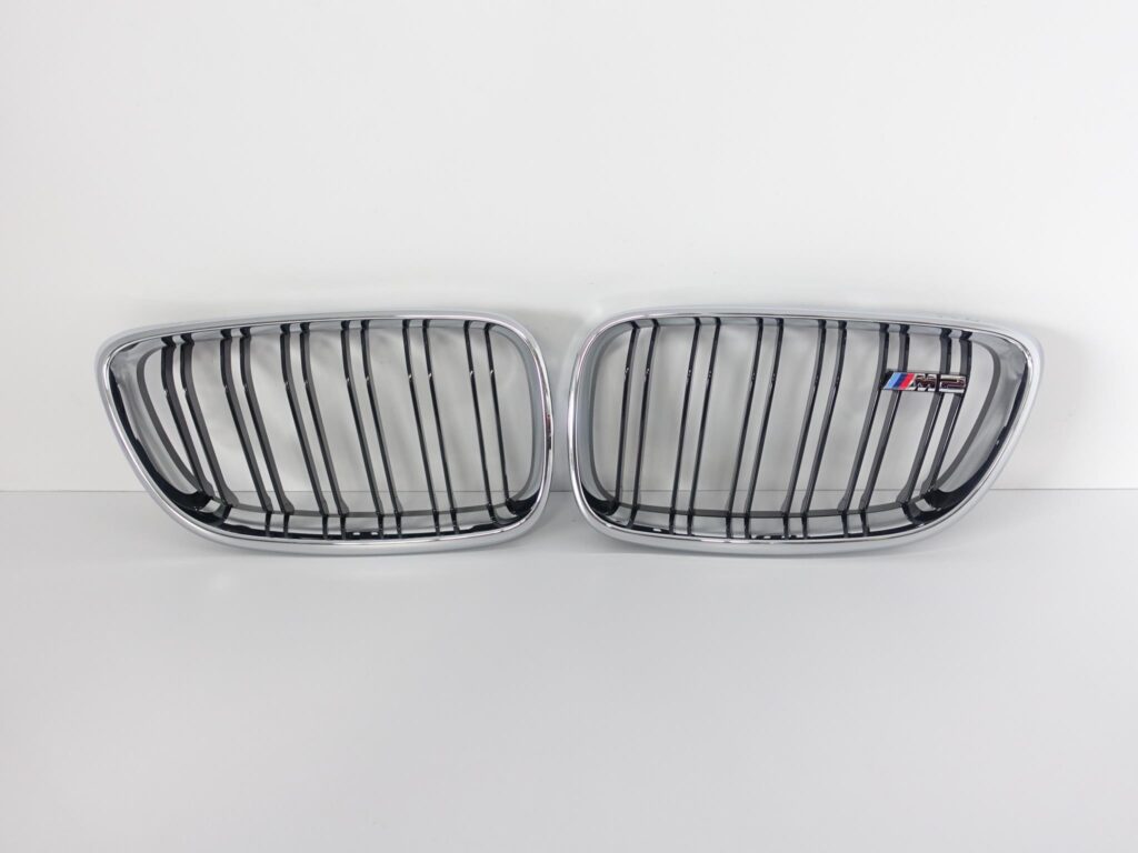 BMW M2 F87 16- GRILL ATRAPA KRATKI NERKI PRAWA + LEWA KOMPLET PRZÓD BMW M2 F87 16- GRILL ATRAPA KRATKI NERKI PRAWA + LEWA KOMPLET PRZÓD