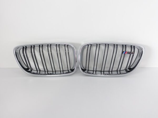 BMW M2 F87 16- GRILL ATRAPA KRATKI NERKI PRAWA + LEWA KOMPLET PRZÓD BMW M2 F87 16- GRILL ATRAPA KRATKI NERKI PRAWA + LEWA KOMPLET PRZÓD