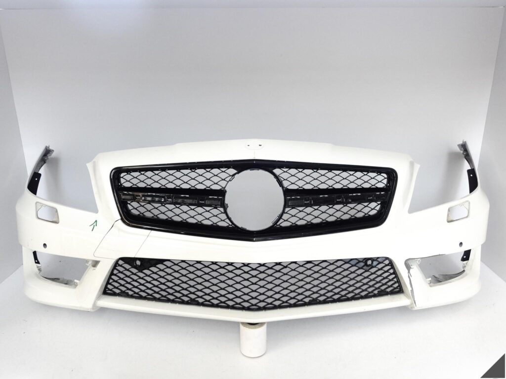 MERCEDES CLS63 CLS 63 C218 X218 AMG 10-14 ZDERZAK BUMPER + GRILL PRZÓD MERCEDES CLS63 CLS 63 C218 X218 AMG 10-14 ZDERZAK BUMPER + GRILL PRZÓD