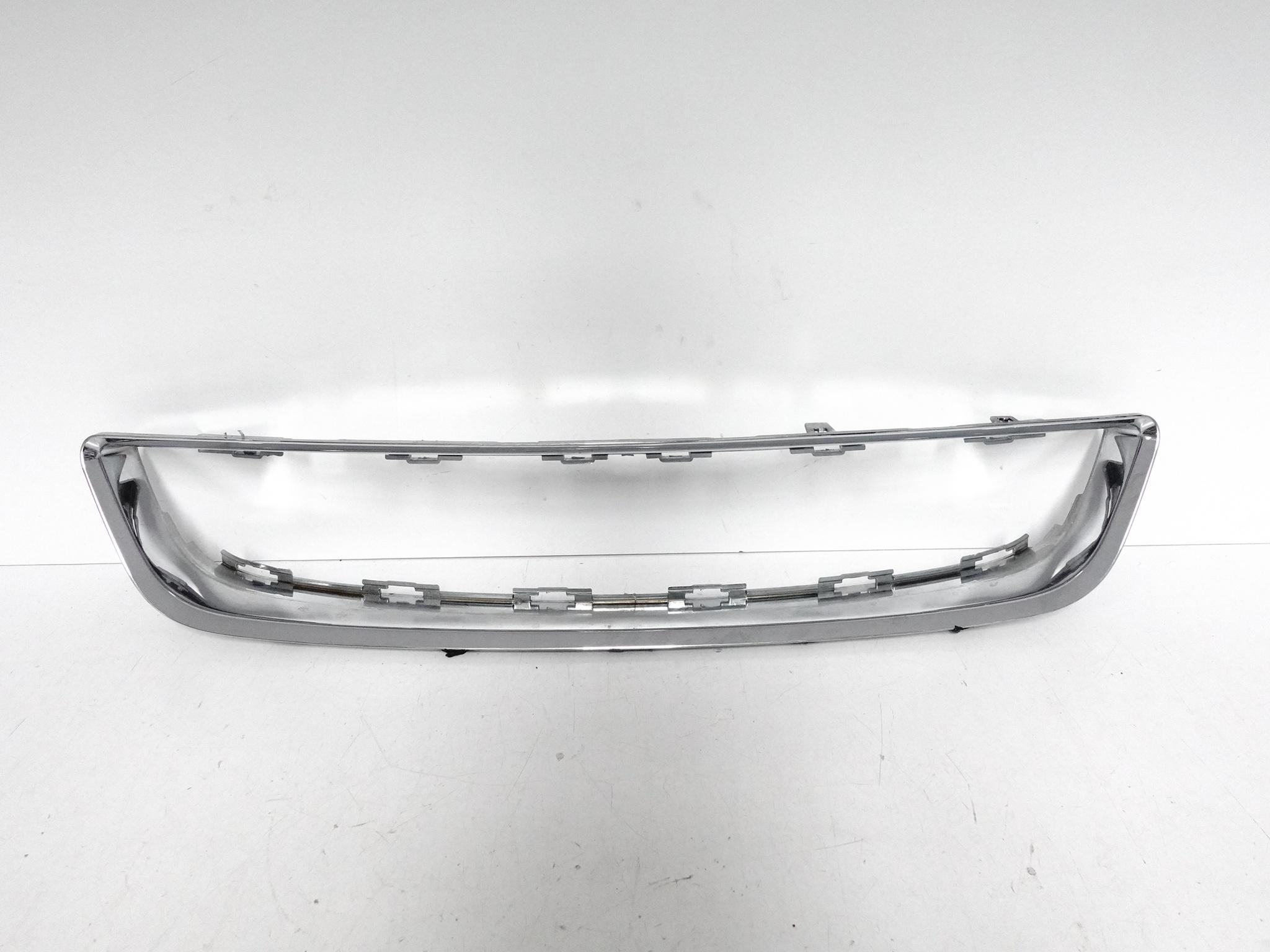 FORD MUSTANG V 5 LIFT S197 12-14 RAMKA CHROM GRILL ATRAPA W ZDERZAK PRZÓD FORD MUSTANG V 5 LIFT S197 12-14 RAMKA CHROM GRILL ATRAPA W ZDERZAK PRZÓD