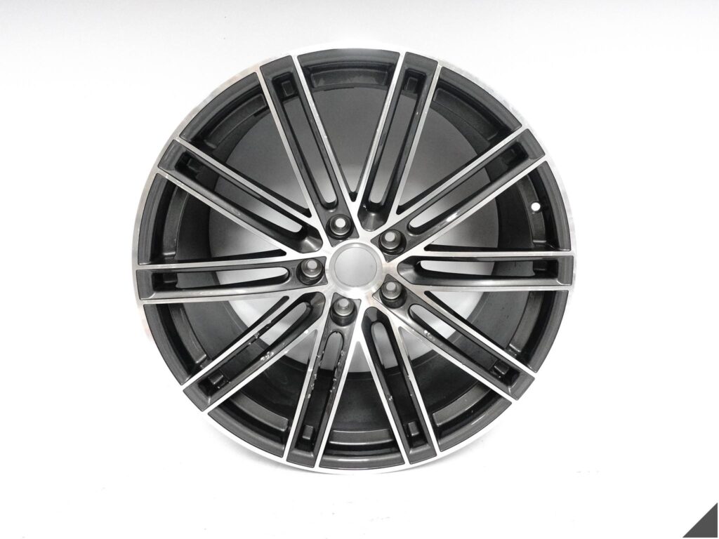 PORSCHE CAYENNE 9Y0 E3 TURBO IV FELGA ALUFELGA 11,5Jx22 ET61 5×130 OC6 PORSCHE CAYENNE 9Y0 E3 TURBO IV FELGA ALUFELGA 11,5Jx22 ET61 5x130 OC6