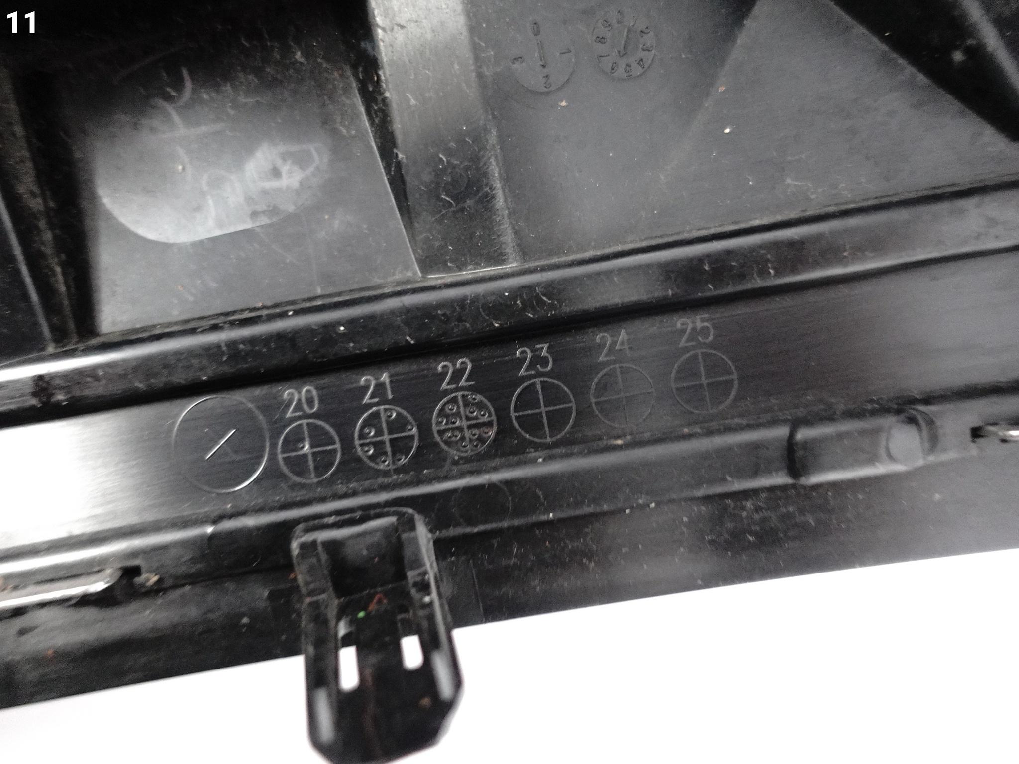 NISSAN X-TRAIL T33 IV 4 22- GRILL ATRAPA KRATKA W ZDERZAK PRZÓD NISSAN X-TRAIL T33 IV 4 22- GRILL ATRAPA KRATKA W ZDERZAK PRZÓD - obrazek 12