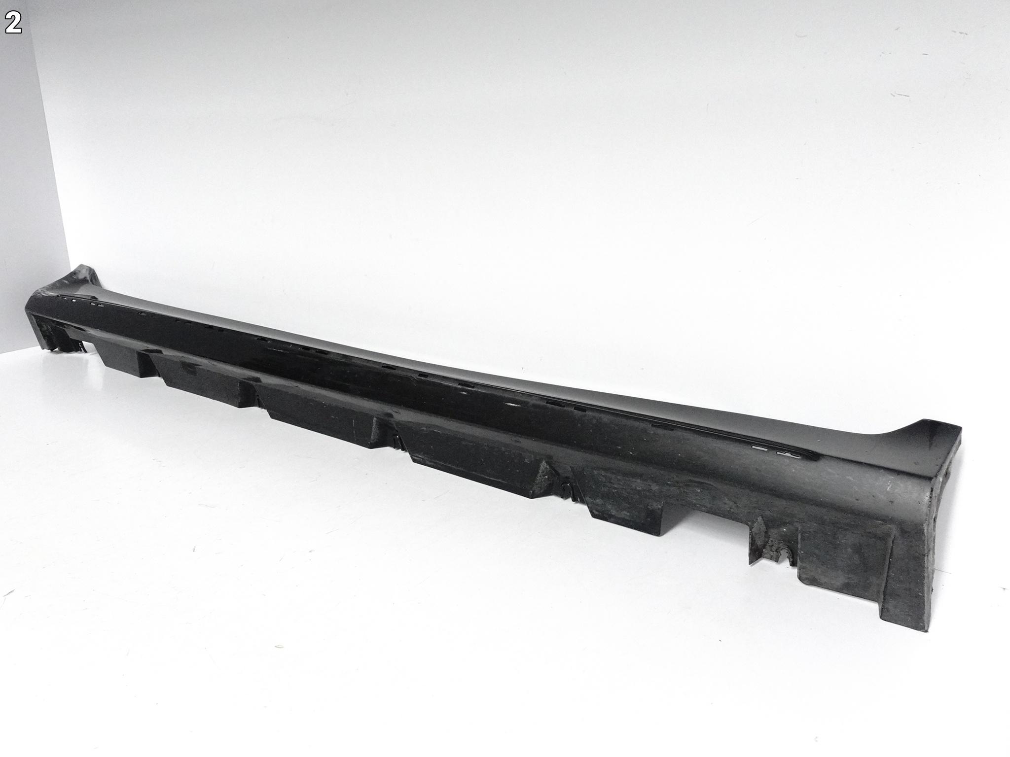MERCEDES GLC X253 C253 GLC63 63 AMG 15-22 LIFT PRÓG NAKŁADKA LISTWA PRAWY MERCEDES GLC X253 C253 GLC63 63 AMG 15-22 LIFT PRÓG NAKŁADKA LISTWA PRAWY - obrazek 3