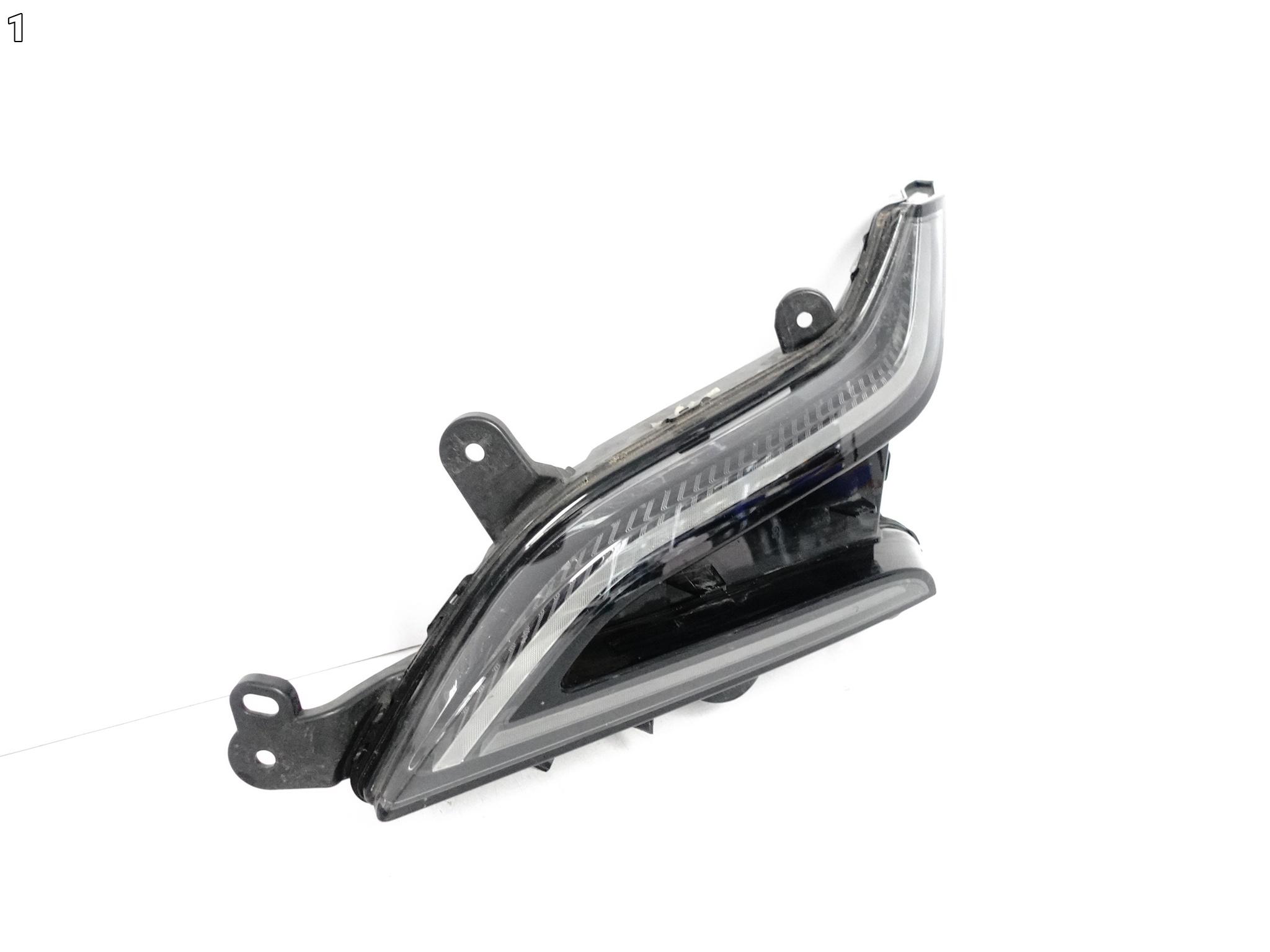 RENAULT MEGANE V 5 E-TECH 22- LAMPA DO JAZDY DZIENNEJ LED DRL LEWA PRZÓD EU RENAULT MEGANE V 5 E-TECH 22- LAMPA DO JAZDY DZIENNEJ LED DRL LEWA PRZÓD EU - obrazek 2