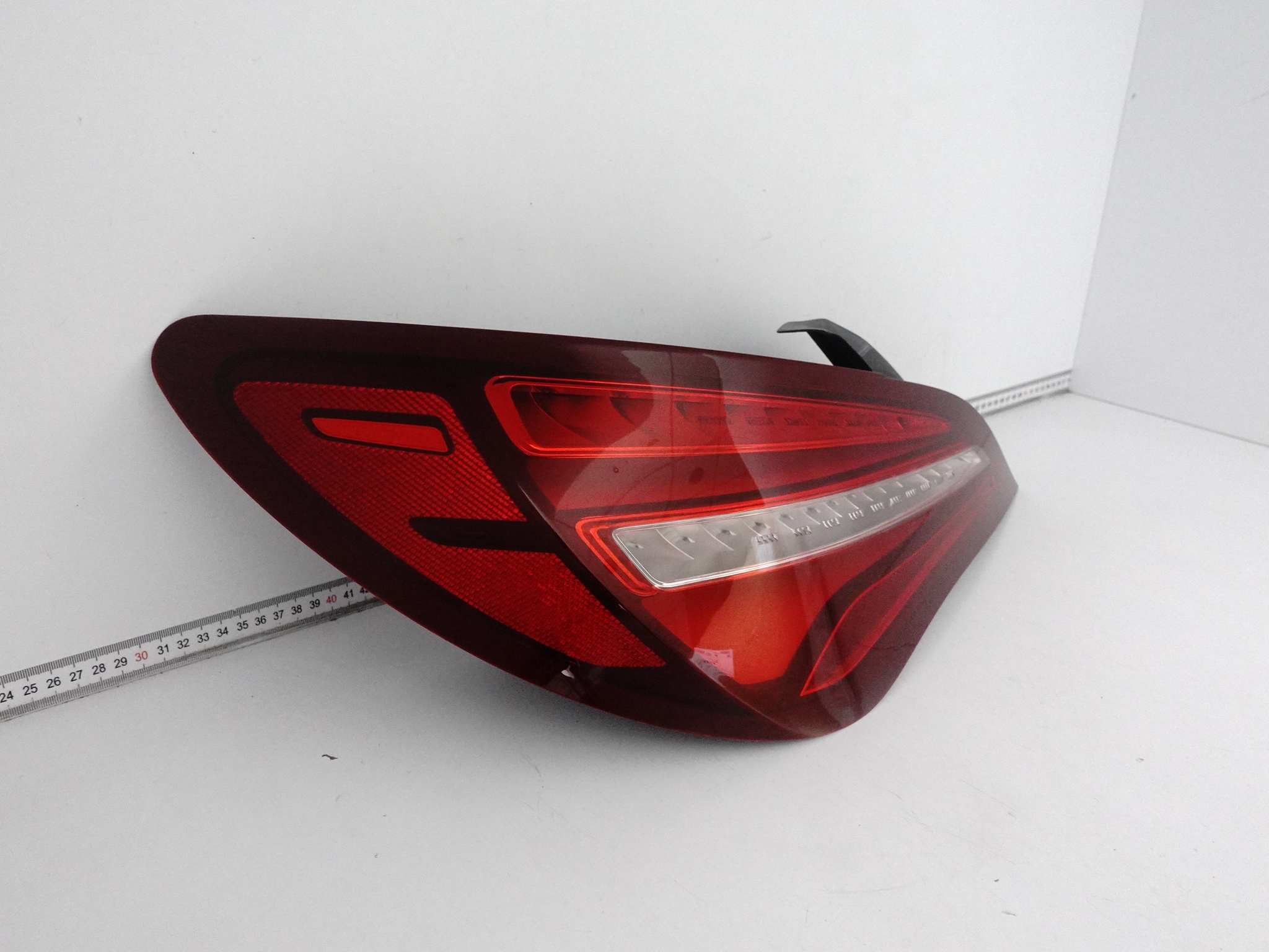 MERCEDES CLA C117 X117 LIFT MOPF 16-19 LAMPA LED LEWA W BŁOTNIK TYŁ EUROPA MERCEDES CLA C117 X117 LIFT MOPF 16-19 LAMPA LED LEWA W BŁOTNIK TYŁ EUROPA - obrazek 3