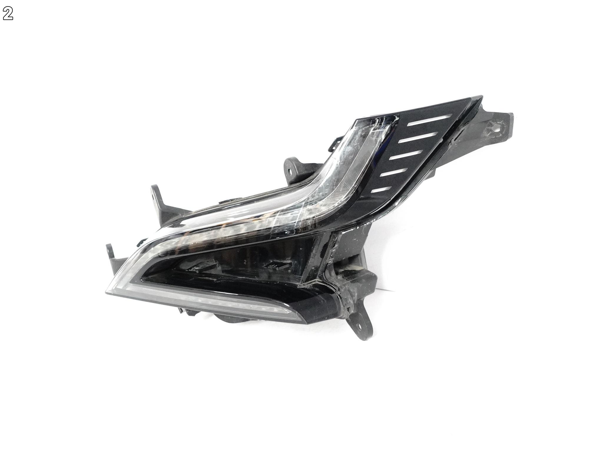 RENAULT MEGANE V 5 E-TECH 22- LAMPA DO JAZDY DZIENNEJ LED DRL LEWA PRZÓD EU RENAULT MEGANE V 5 E-TECH 22- LAMPA DO JAZDY DZIENNEJ LED DRL LEWA PRZÓD EU - obrazek 3