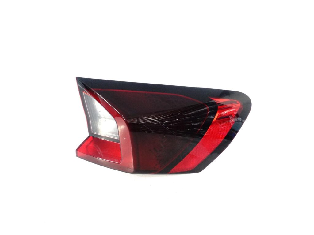 BMW X1 U11 22- LAMPA LED HIGH PRAWA TYŁ W BŁOTNIK EUROPA BMW X1 U11 22- LAMPA LED HIGH PRAWA TYŁ W BŁOTNIK EUROPA